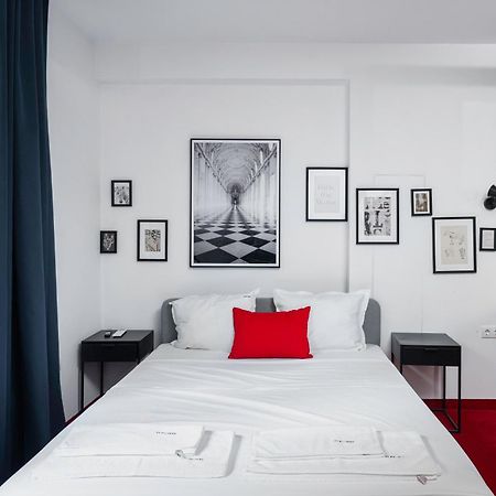 Central Art-Inspired Flat With Private Garage Sofia Exterior photo